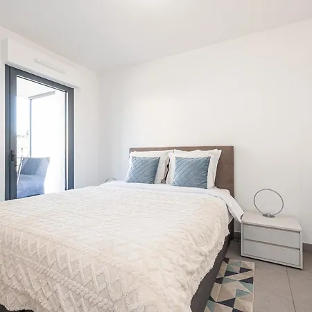 Appartement Le Cap Riviera à Menton Extérieur photo